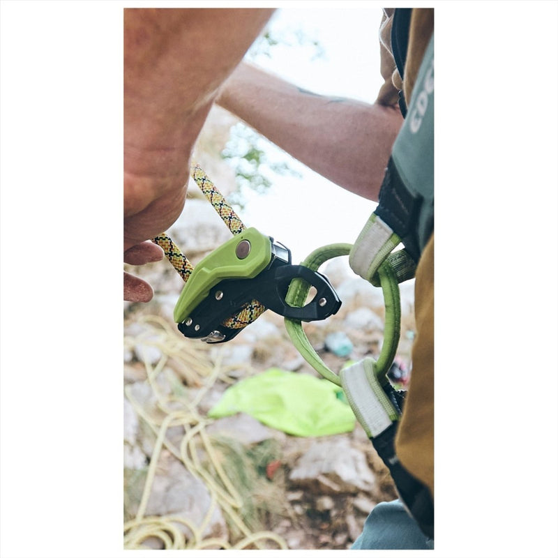 Edelrid PINCH Assisted Braking Belay Device Precise Lowering Control Green