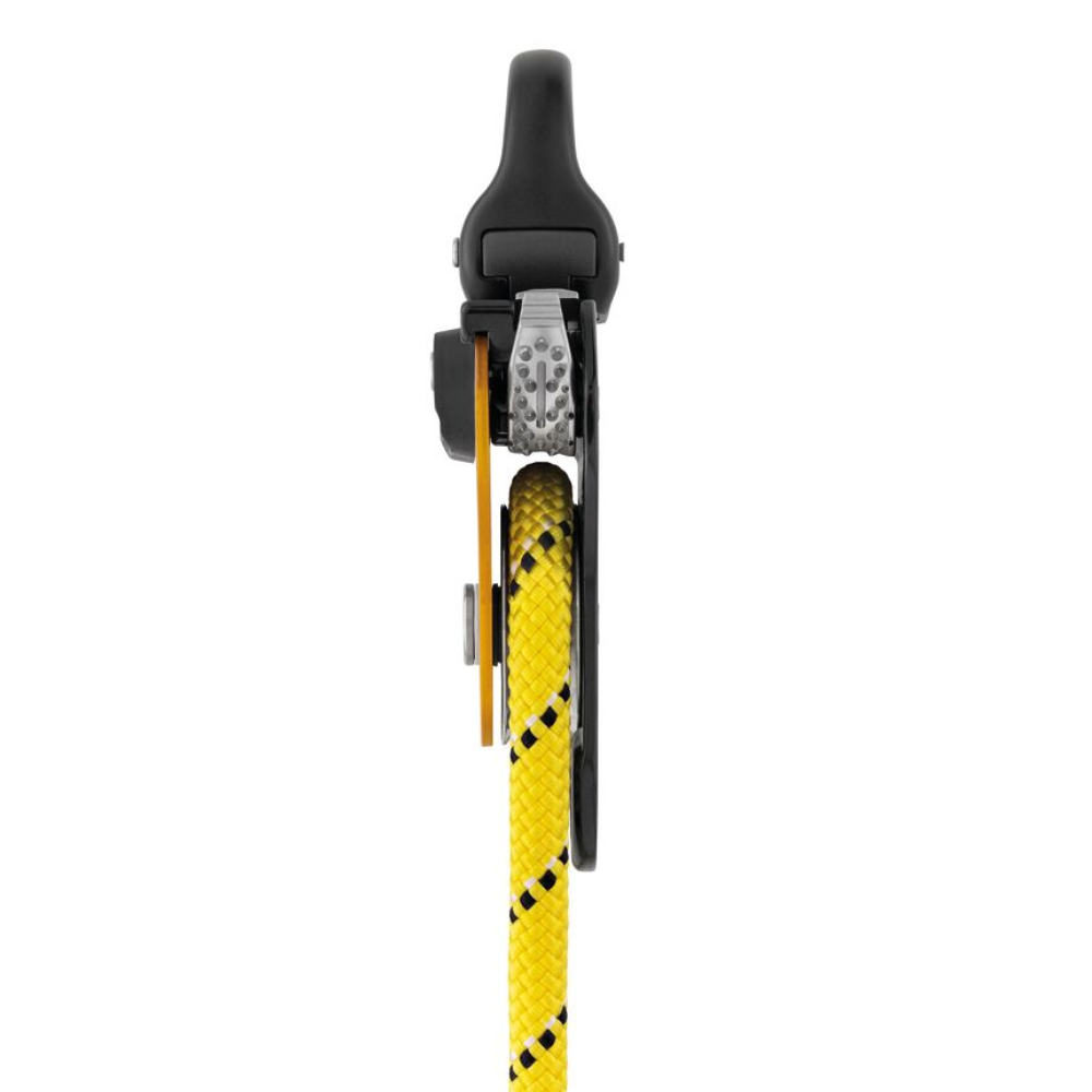 PETZL PRO TRAXION Progress Capture Pulley Swivel Rope Hauling Device Yellow