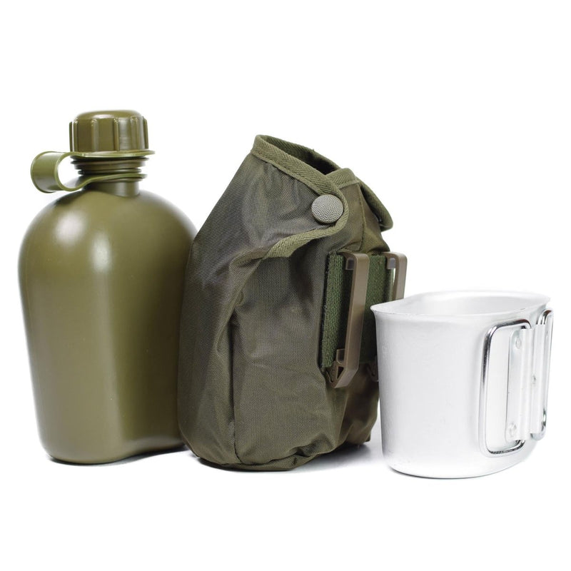 Original Austrian army green 1-liter canteen with cup and pouch, durable and portable for outdoor use