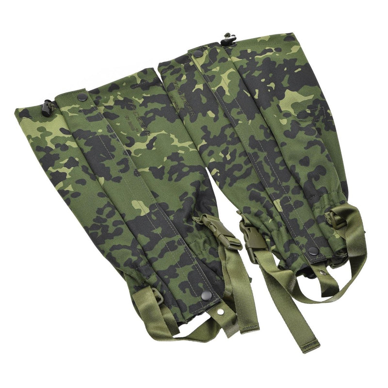 Pair of TACGEAR waterproof leg gaiters in Danish M84 camo with adjustable straps and metal hooks for outdoor protection